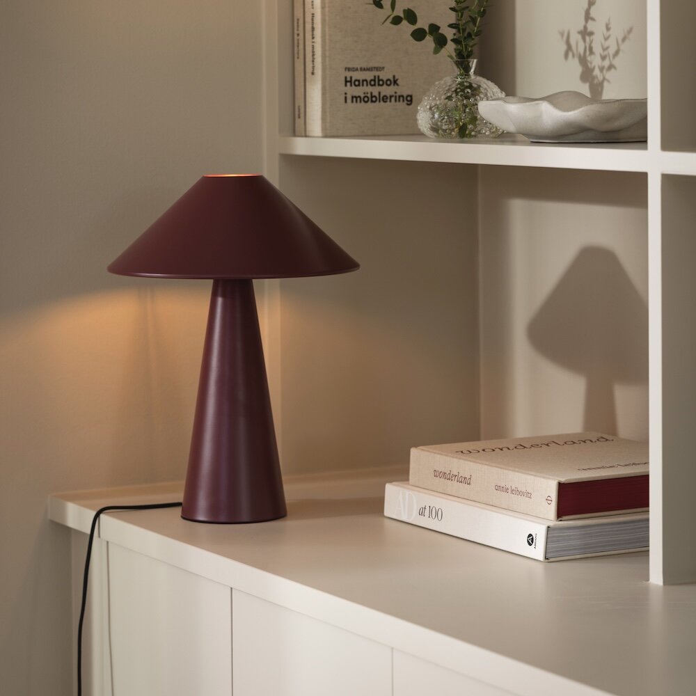 https://www.norrmalmsel.se/pub_docs/files/Bordslampor_bordslampa_Cannes_Globen-Lightng_lampbutik-Stockholm.jpg