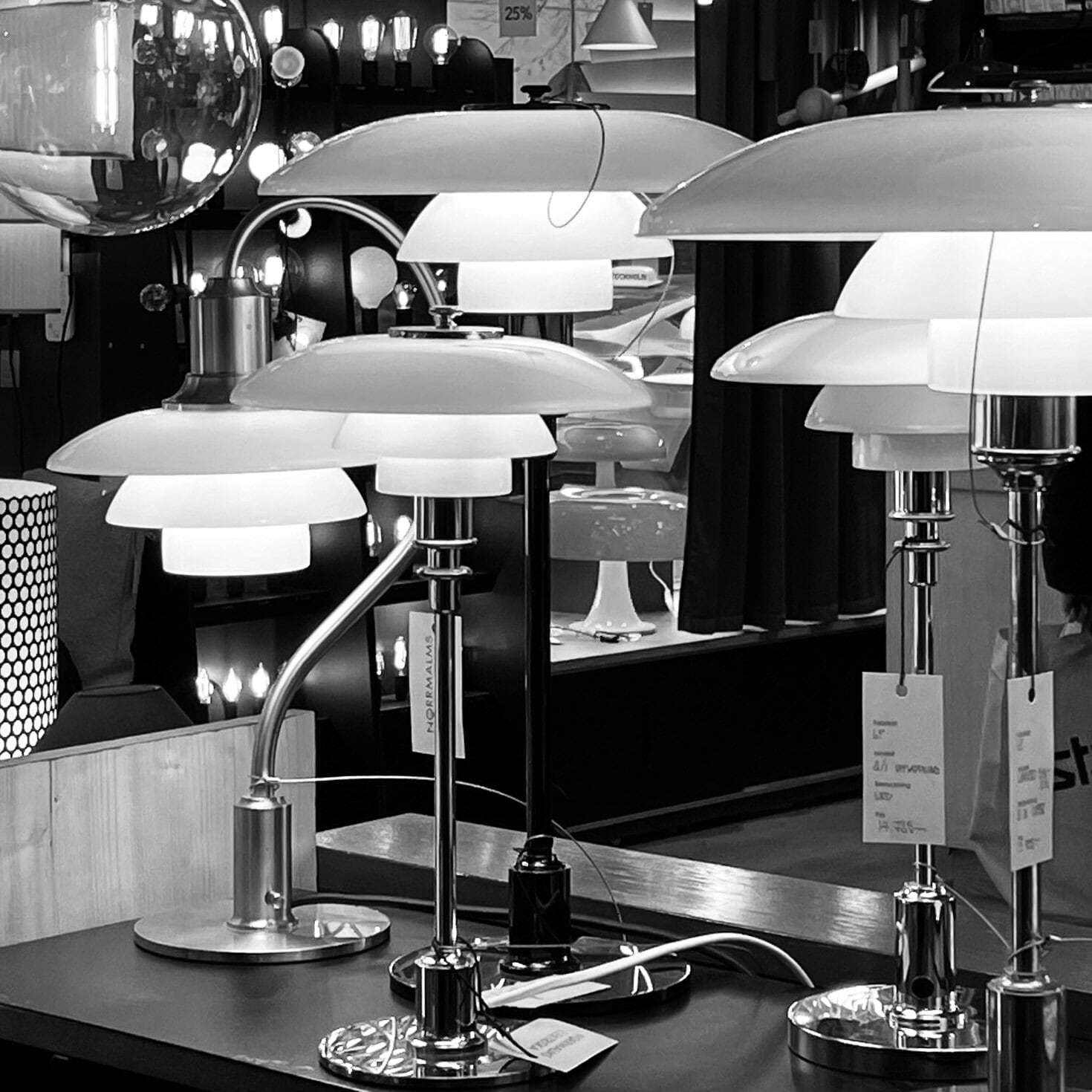 https://www.norrmalmsel.se/pub_docs/files/Norrmalms-Elektriska_Hallbar-designbelysning_lampexperter_lampverkstad_.JPG