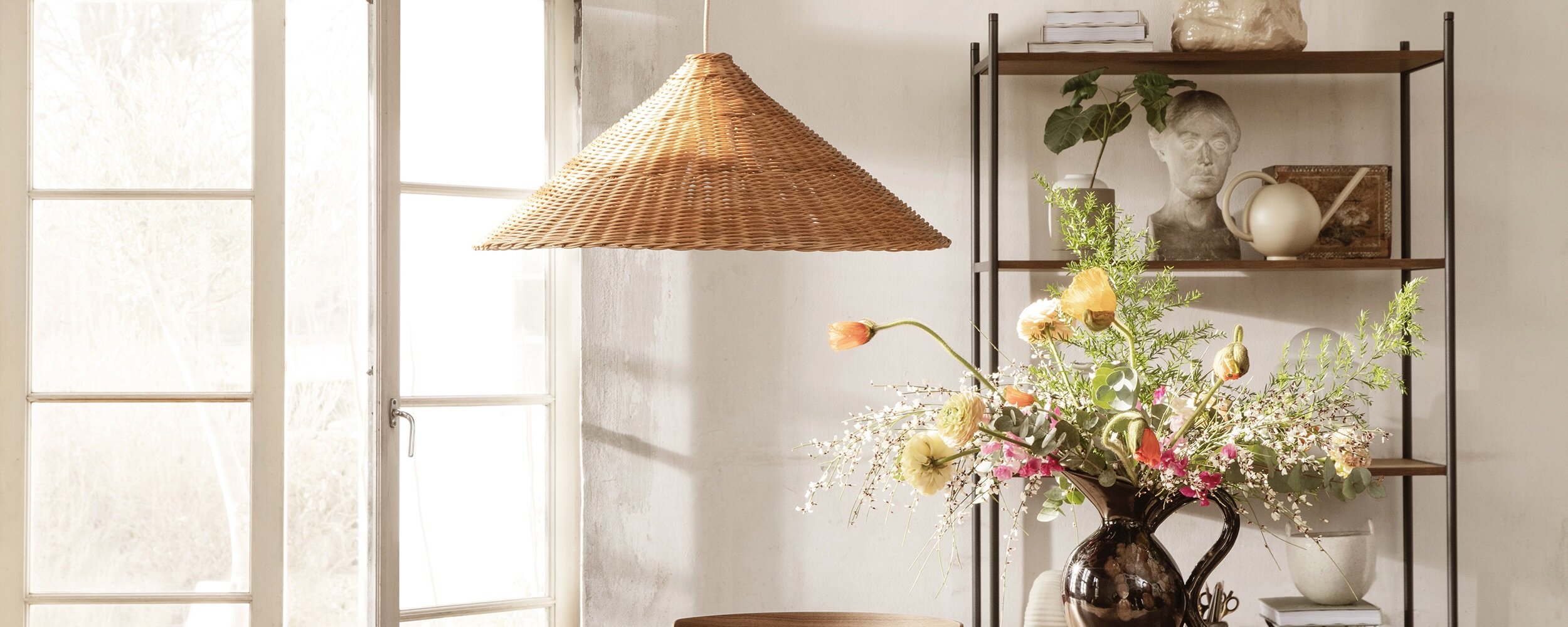 https://www.norrmalmsel.se/pub_docs/files/NorrmalmselektriskaaffärAB/fermLIVING-Dou-Mingle-Table-image-2.jpg