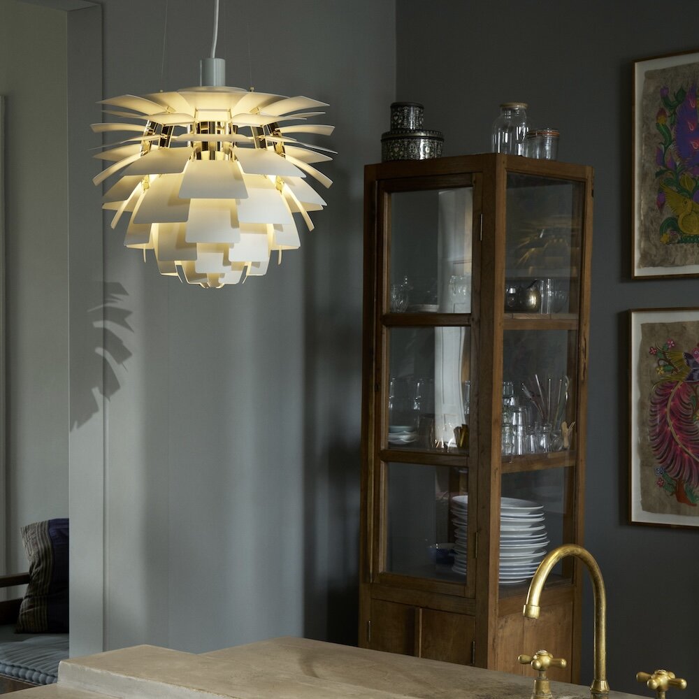 https://www.norrmalmsel.se/pub_docs/files/Taklampor_taklampa_PH-Artichoke_Dusty-green.jpg