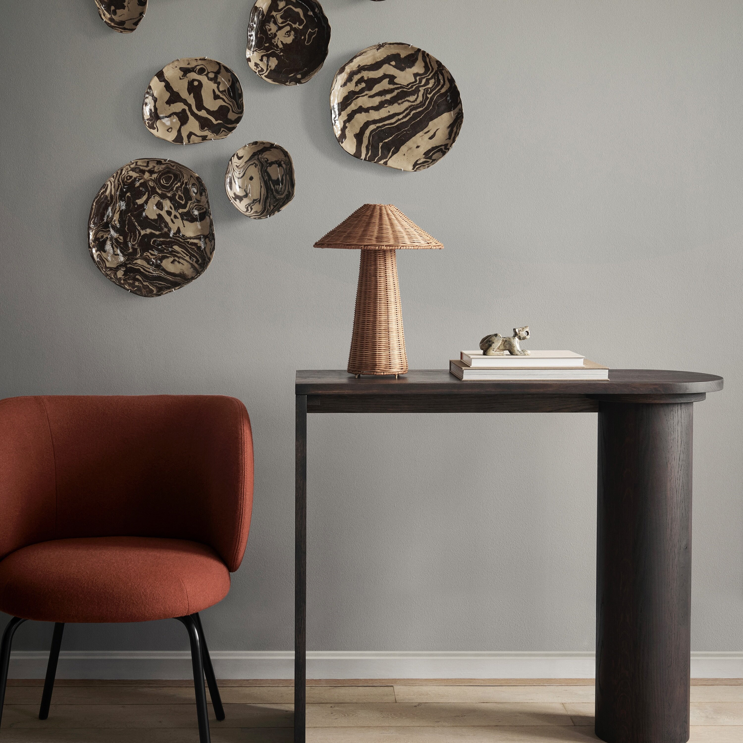 https://www.norrmalmsel.se/pub_docs/files/fermLIVING_Duo_table-lamp.jpg