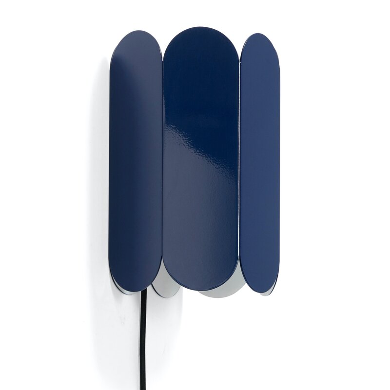 HAY - Arcs vägglampa Switch kobalt blå