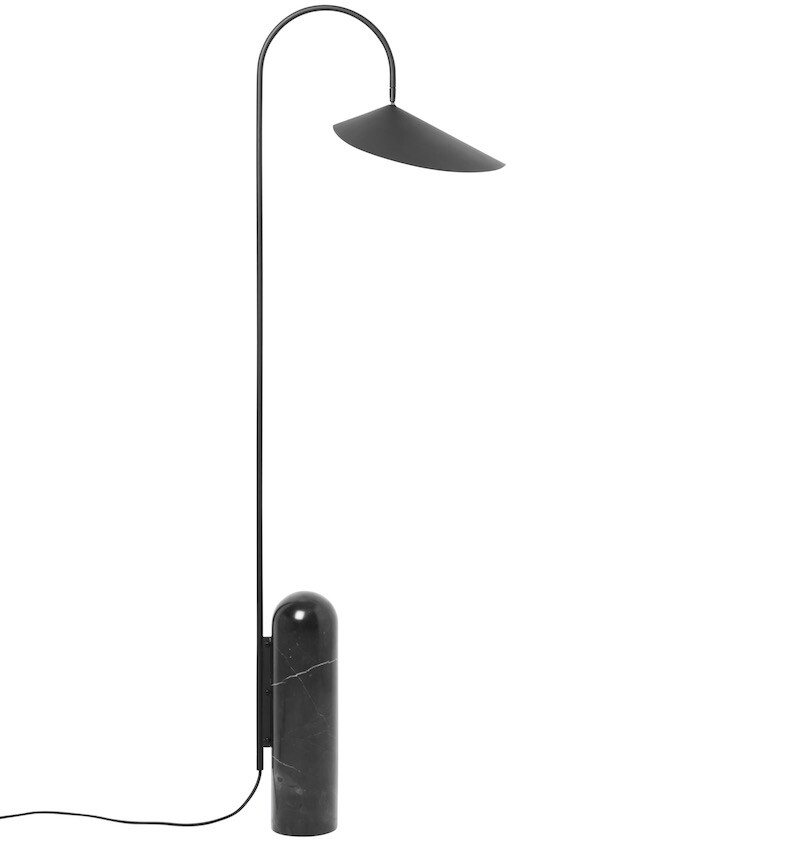 Arum golvlampa svart