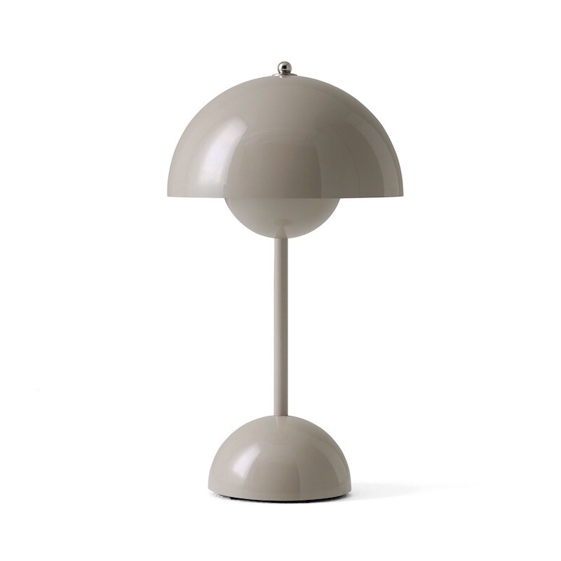 Flowerpot VP9 portabel bordslampa Grey Beige