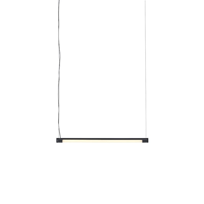Muuto - Fine 60 taklampa svart