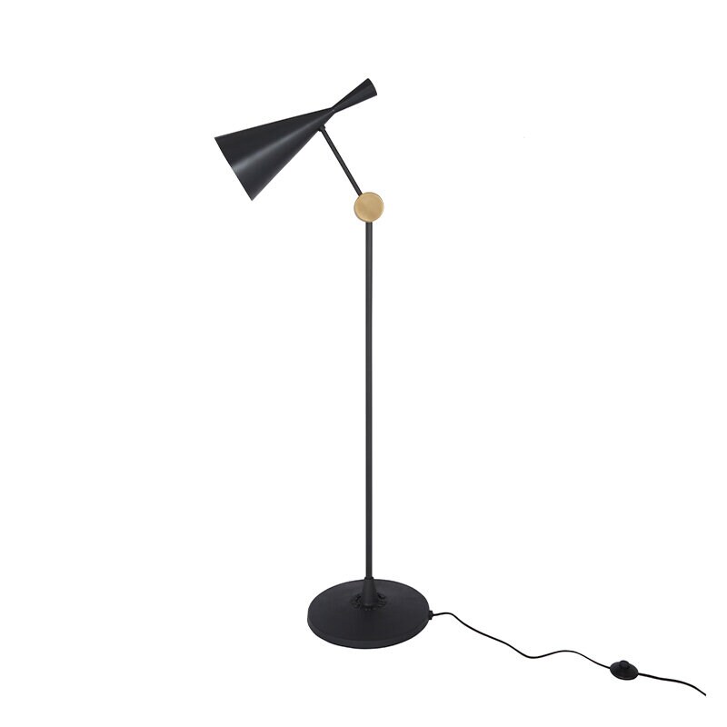 Beat golvlampa svart