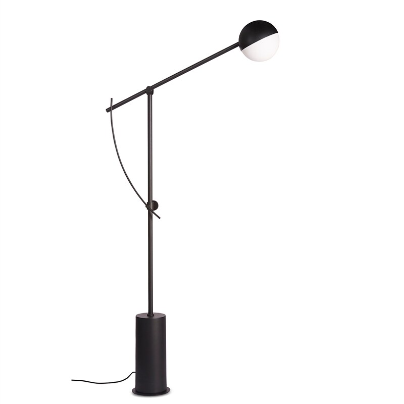 Northern - Balancer Golvlampa svart