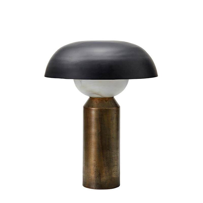 House Doctor - Big fellow bordslampa antik mässing finish