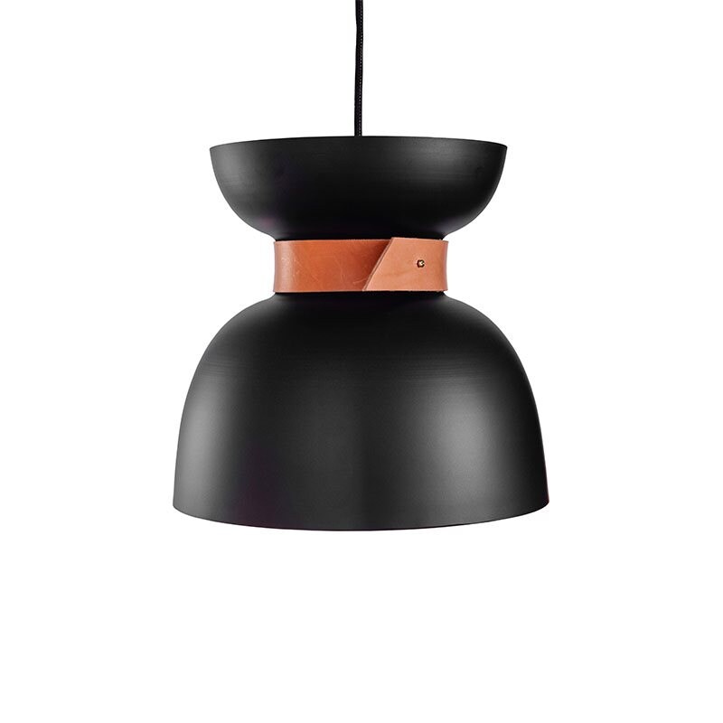Liv taklampa svart/råmässing