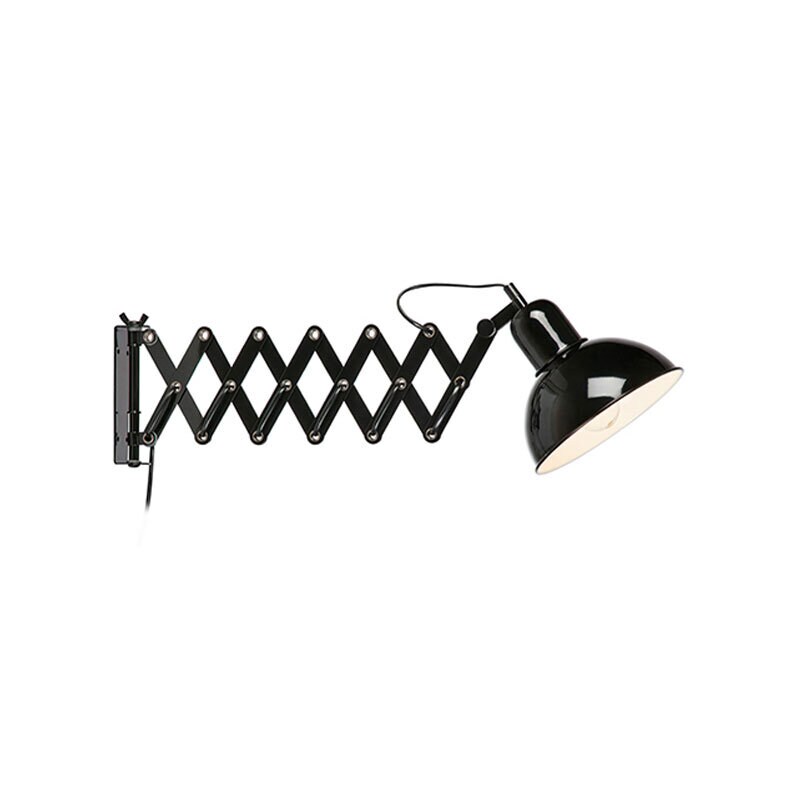 Riggs vägglampa svart