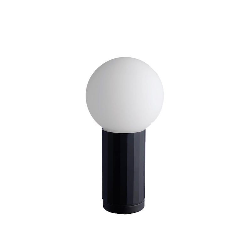 Turn On Bordslampa black