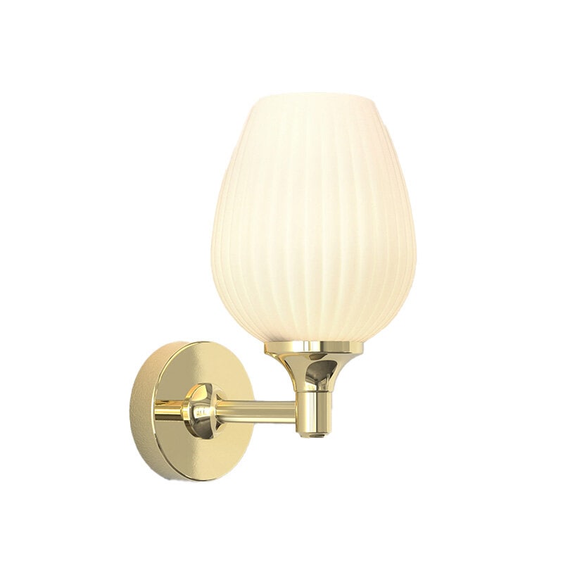 Liberty vägglampa IP44 mässing