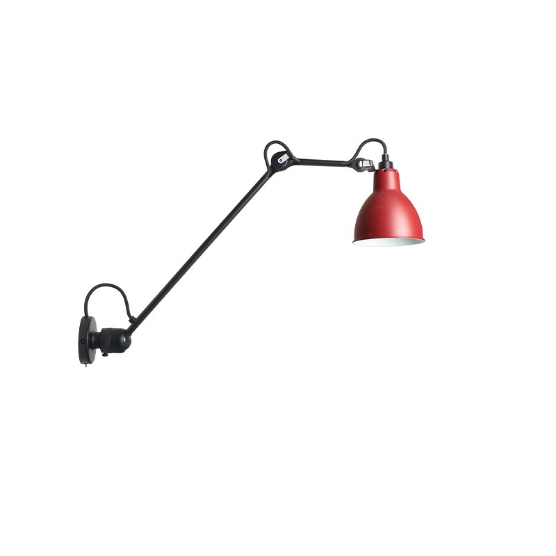 Lampe Gras N°304 L40 vägg/taklampa round svart/röd
