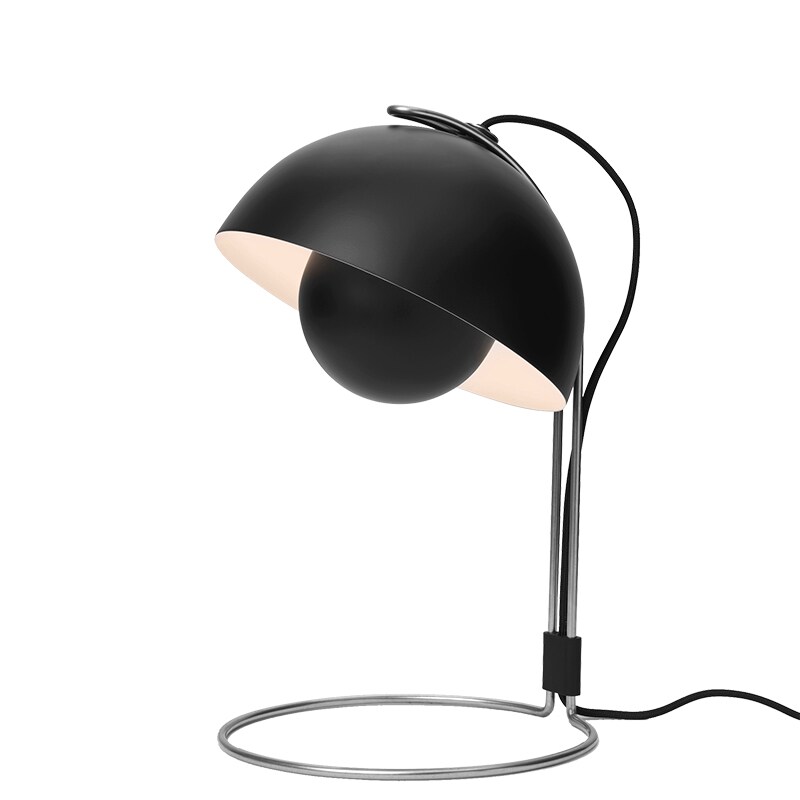 FlowerPot VP4 Bordslampa matt black