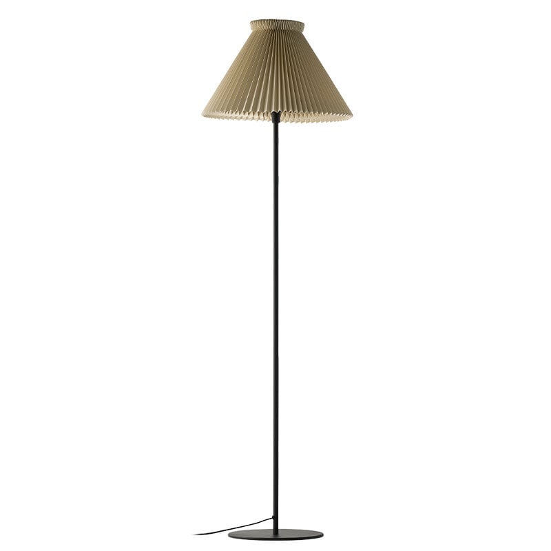 Le Klint 334H golvlampa svart/buttermilk