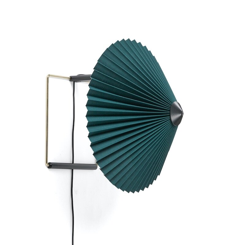 Matin 300 vägglampa green/brass