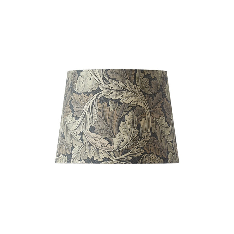 Qvist Classic Round 32 cm Lampskarm  William Morris Acanthus Grey