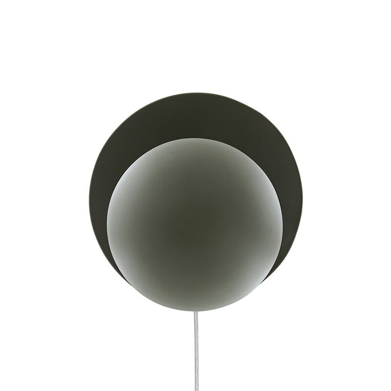 Orbit vägglampa mossgrön